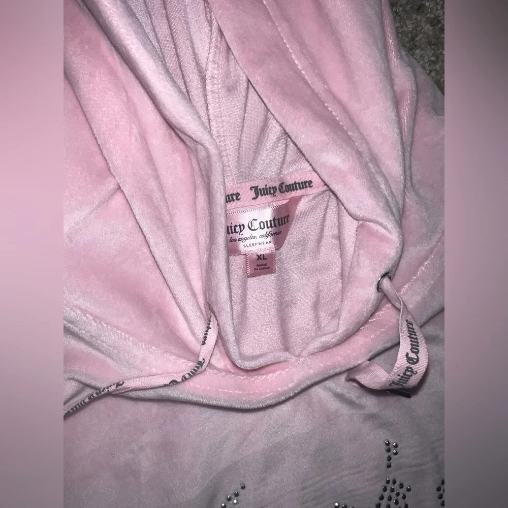 Juicy Couture Light Pink Velour Hoodie and Pants - Picture 2 of 10